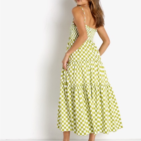 En Saison Smocked Midi Dress Checkerboard Green - Size Medium - Picture 2 of 9